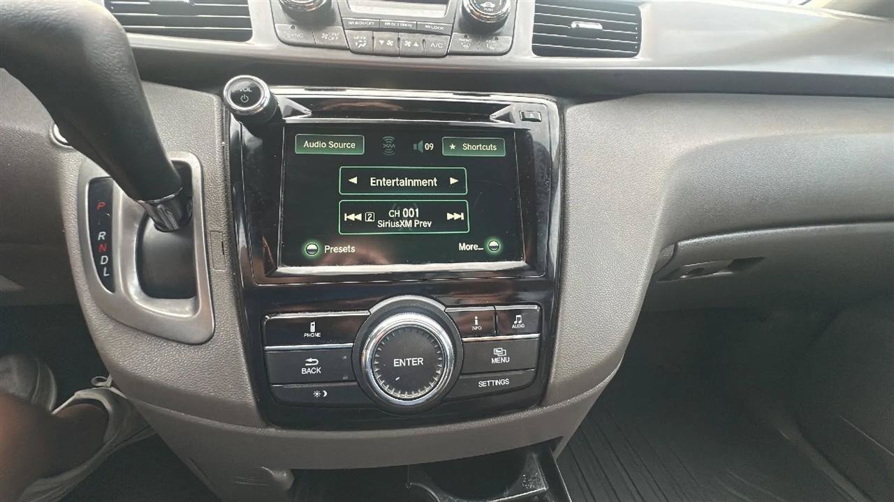Used 2016 Honda Odyssey EX-L image 39