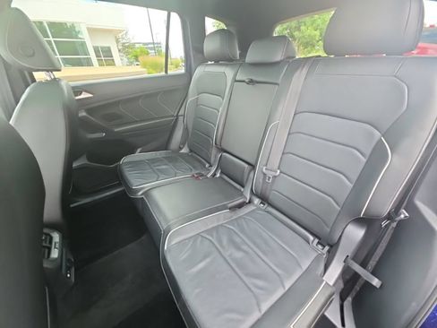Certified 2022 Volkswagen Tiguan SEL R-Line AWD/4WD image 25