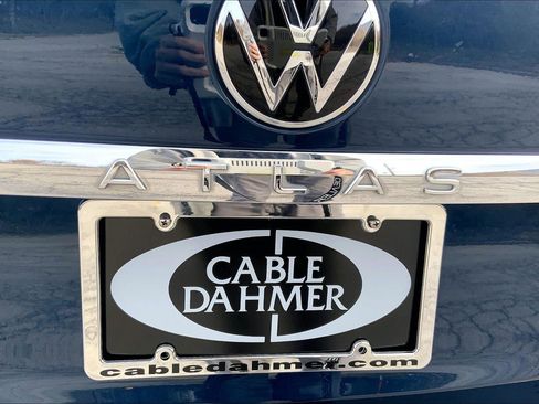 Used 2023 Volkswagen Atlas SEL Premium image 30