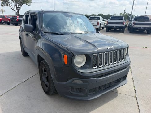 Used 2016 Jeep Renegade Sport w/ Power & Air Group FWD image 5