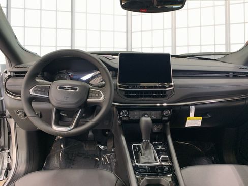 New 2026 Jeep Compass Latitude AWD/4WD image 23