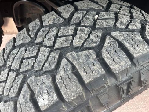 Used 2022 Chevrolet Colorado ZR2 image 29