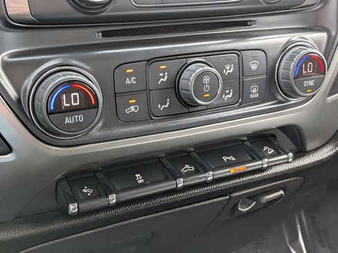 Used 2018 Chevrolet Silverado 1500 LT w/ All Star Edition AWD/4WD image 54