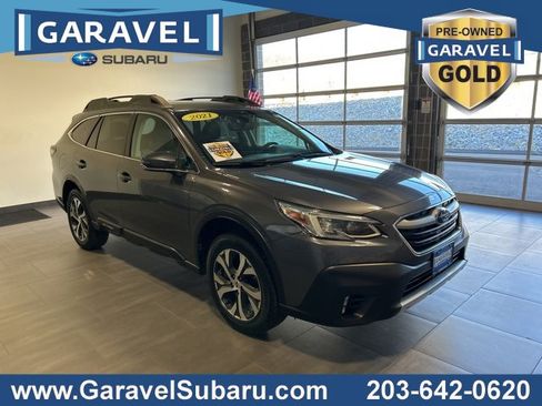 Used 2021 Subaru Outback Limited image 1