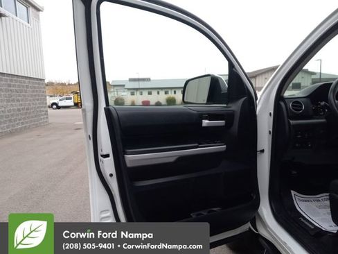 Used 2018 Toyota Tundra SR5 image 10