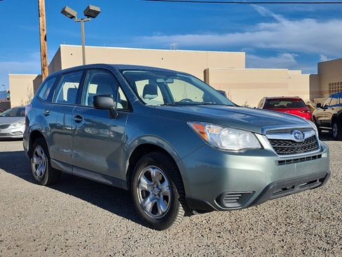 Used 2016 Subaru Forester 2.5i image 3