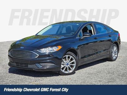 Used 2017 Ford Fusion SE w/ Fusion SE Technology Package