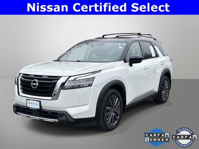 Certified 2022 Nissan Pathfinder SL w/ SL Premium Package
