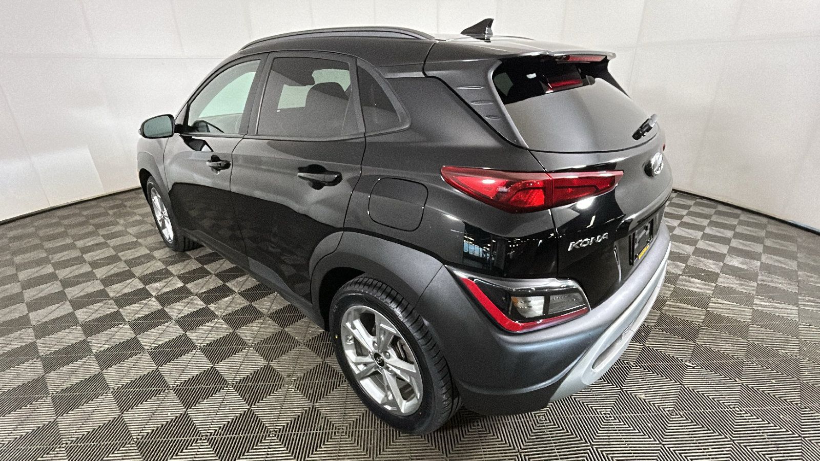 Certified 2023 Hyundai Kona SEL w/ Convenience Package FWD image 5