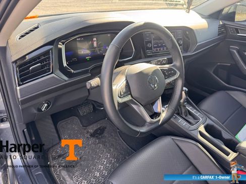 Used 2023 Volkswagen Jetta SE w/ Panoramic Sunroof Package image 14