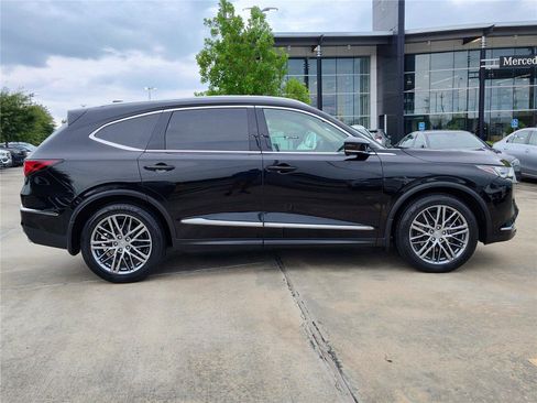 Used 2023 Acura MDX SH-AWD w/ Advance Package image 10