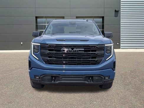 New 2026 GMC Sierra 1500 Elevation w/ LPO, Elevation Black Package AWD/4WD image 2