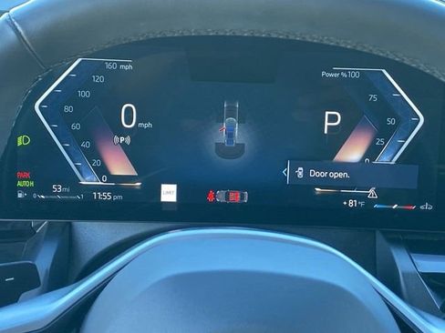 Certified 2025 BMW 530i image 26