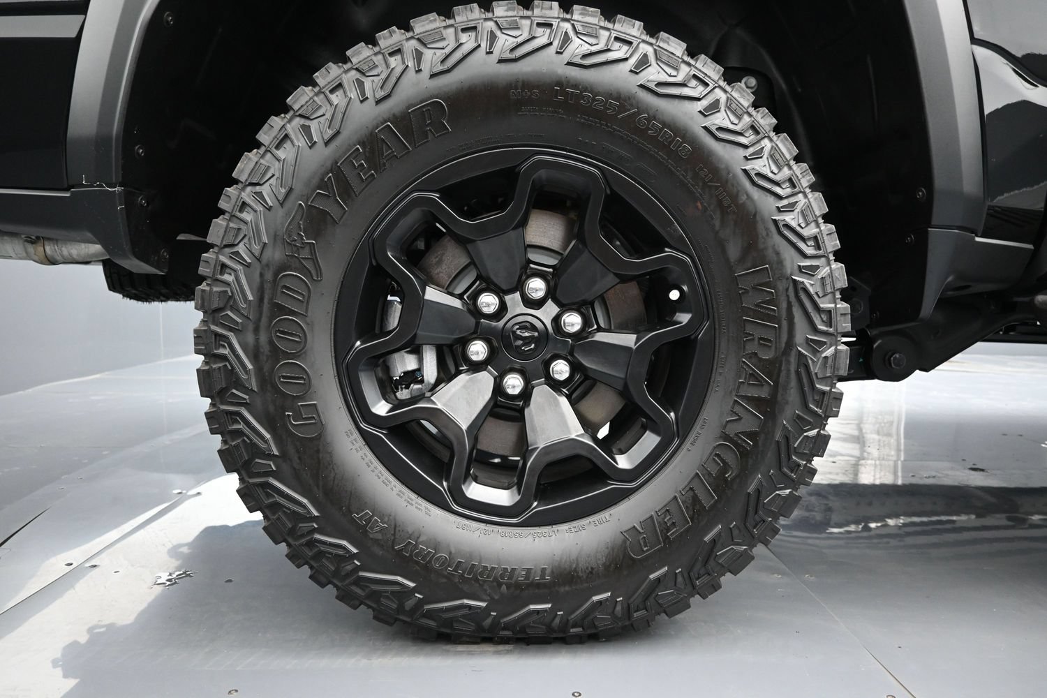 Used 2021 RAM 1500 TRX w/ TRX Level 2 Equipment Group AWD/4WD image 18