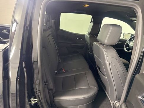 New 2026 Chevrolet Colorado LT w/ LT Convenience Package AWD/4WD image 17