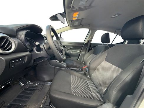 Used 2024 Nissan Versa S w/ S Plus Package image 10