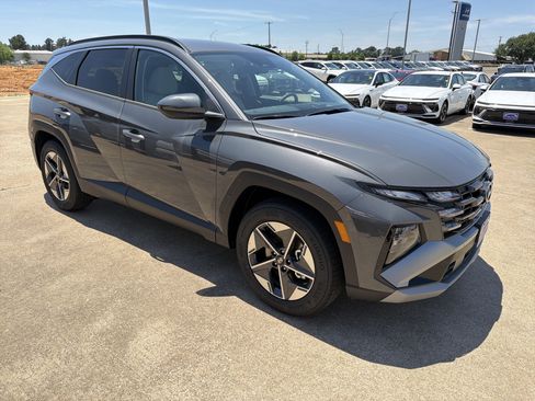 New 2026 Hyundai Tucson SEL FWD image 2