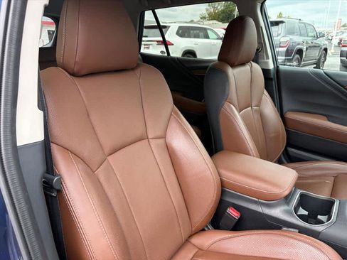 Used 2021 Subaru Outback Touring w/ Popular Package #2 image 6