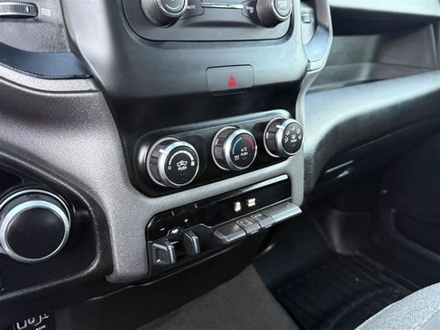Used 2020 RAM 1500 Tradesman AWD/4WD image 28