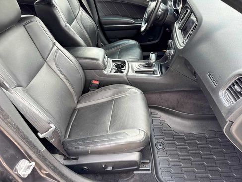 Used 2018 Dodge Charger GT AWD/4WD image 21
