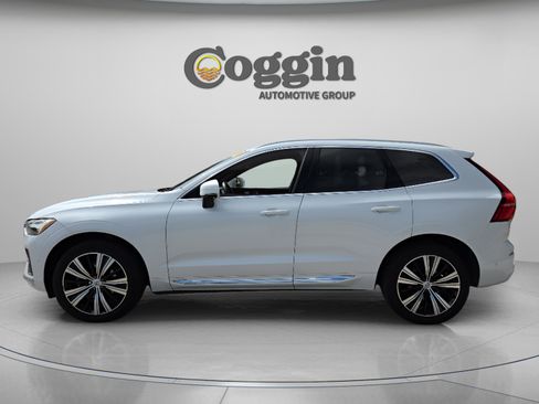 Used 2022 Volvo XC60 B5 Inscription w/ Advanced Package image 3