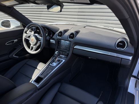 Certified 2024 Porsche 718 Cayman image 25