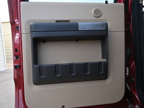 Used 2016 Ford F350 Lariat w/ Chrome Package image 15