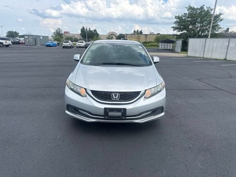 Used 2013 Honda Civic LX image 2