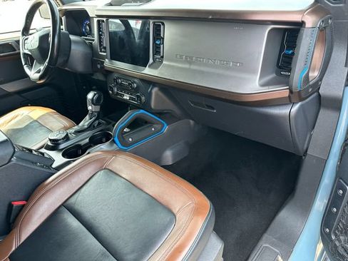 Used 2022 Ford Bronco Outer Banks AWD/4WD image 8