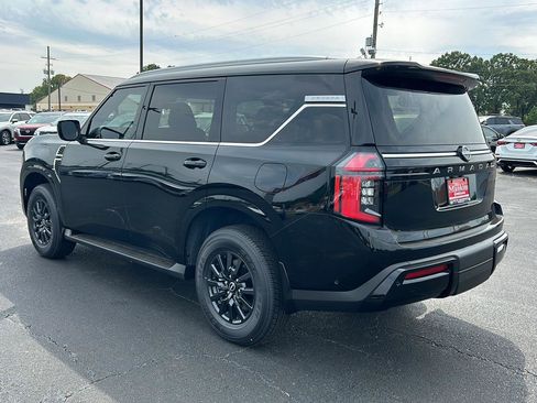 New 2025 Nissan Armada SV image 4