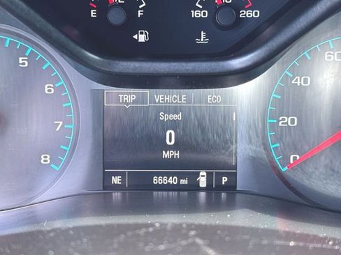 Used 2021 Chevrolet Colorado LT w/ Redline Special Edition AWD/4WD image 12