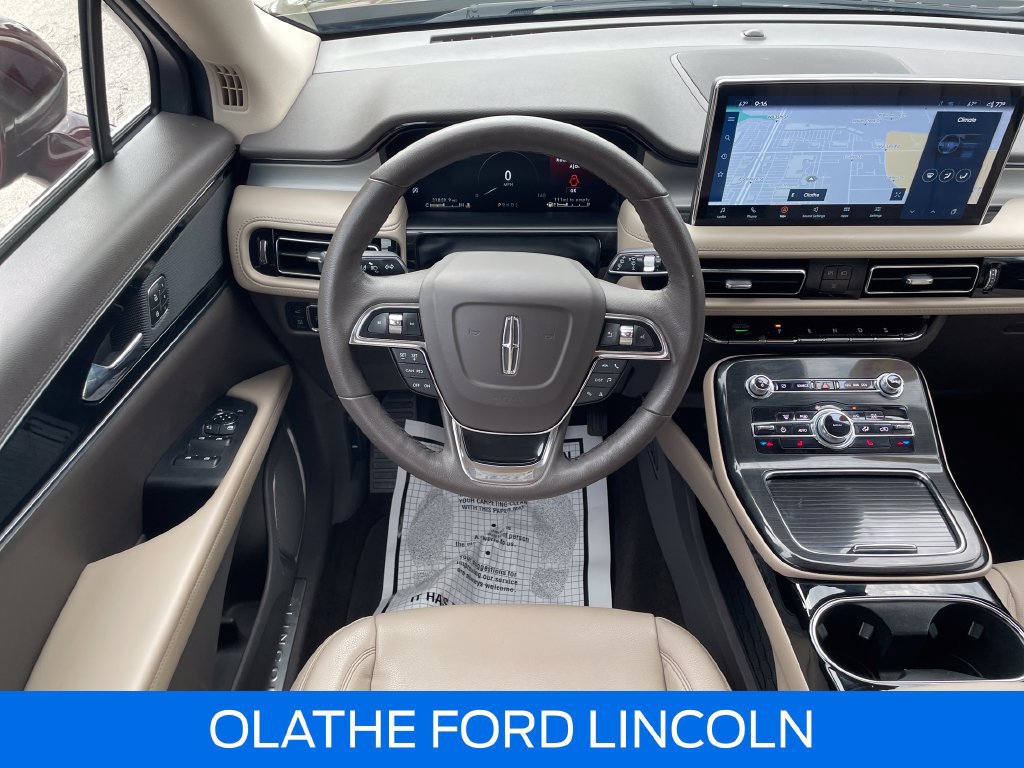 Certified 2023 Lincoln Nautilus AWD w/ Premium Package image 24