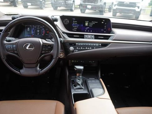 Used 2021 Lexus ES 350 w/ Premium Package FWD image 13