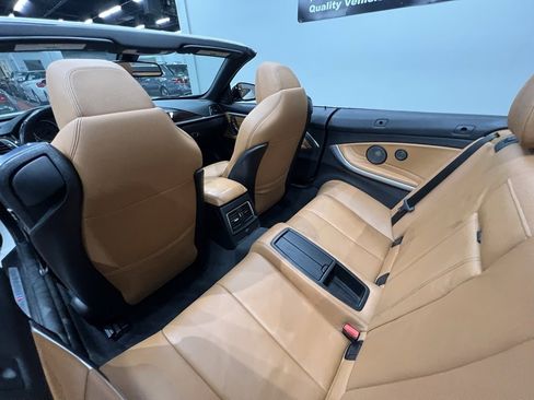 Used 2018 BMW 430i xDrive Convertible image 25