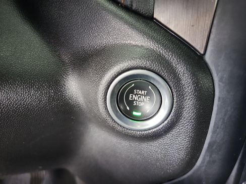 Used 2021 GMC Sierra 1500 AT4 w/ AT4 Value Package AWD/4WD image 26