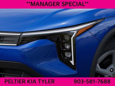 New 2025 Kia K4 LXS image 11