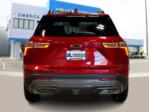 New 2026 Chevrolet Equinox ACTIV w/ Convenience Package III AWD/4WD image 4