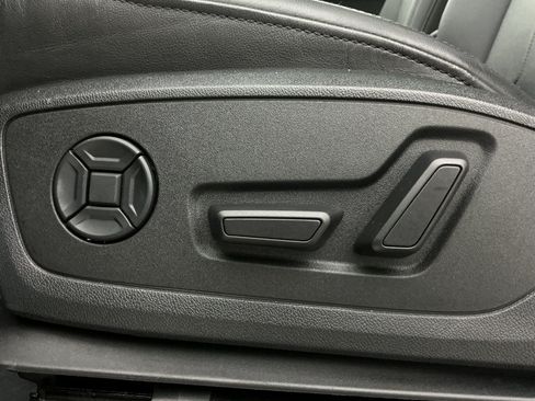 Used 2021 Audi Q3 2.0T Premium Plus w/ Premium Plus Package AWD/4WD image 40