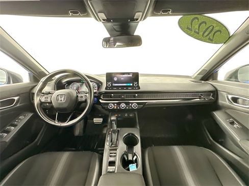 Used 2022 Honda Civic Sport image 3