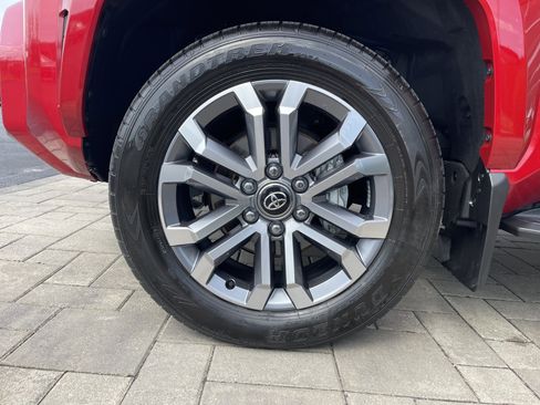 Used 2026 Toyota 4Runner Limited image 4