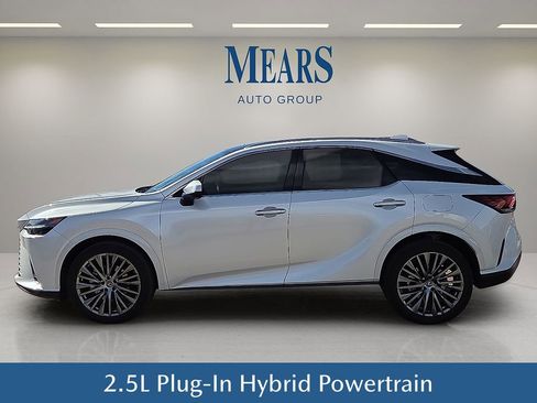 Used 2024 Lexus RX 450h AWD w/ Luxury Package image 3