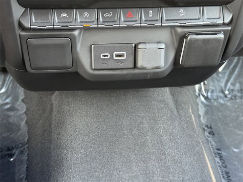 Used 2023 Chevrolet Silverado 1500 Custom Trail Boss image 20