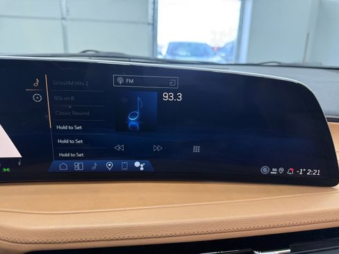 Used 2024 Cadillac XT4 Sport image 19