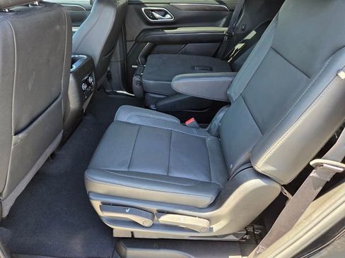Certified 2024 Chevrolet Tahoe Z71 w/ Luxury Package AWD/4WD image 12