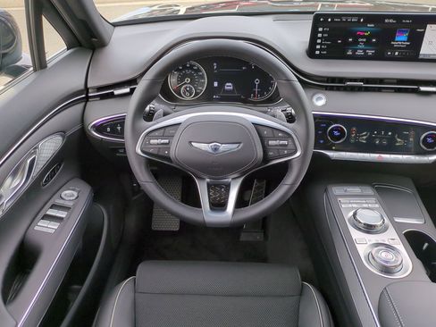 Certified 2024 Genesis GV70 3.5T Sport image 16