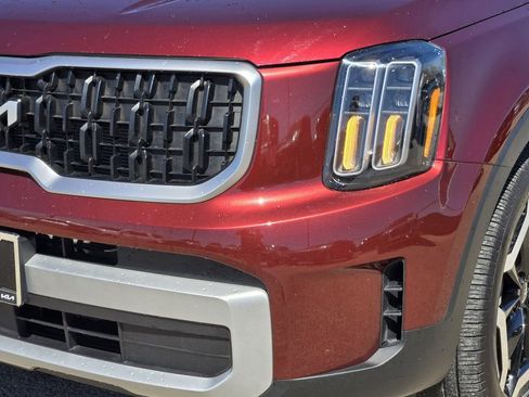 Certified 2024 Kia Telluride EX w/ EX Captain's Chair Package image 7