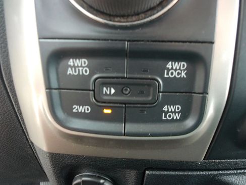Used 2016 RAM 1500 Big Horn AWD/4WD image 23