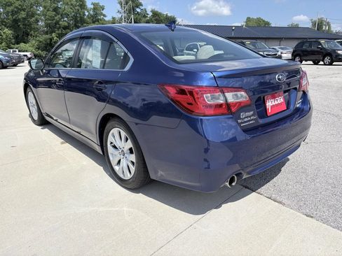 Used 2017 Subaru Legacy 2.5i Premium AWD/4WD image 9