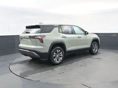 New 2026 Chevrolet Equinox LT image 5