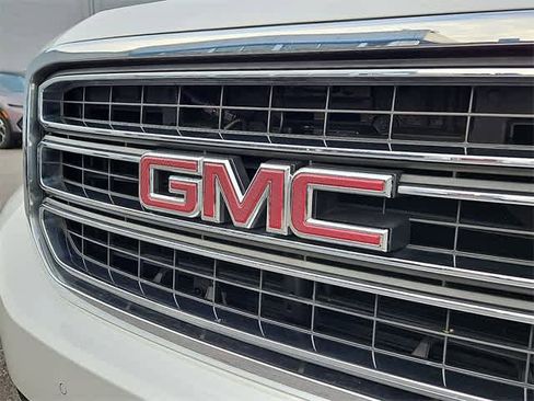 Certified 2020 GMC Yukon XL SLT image 38